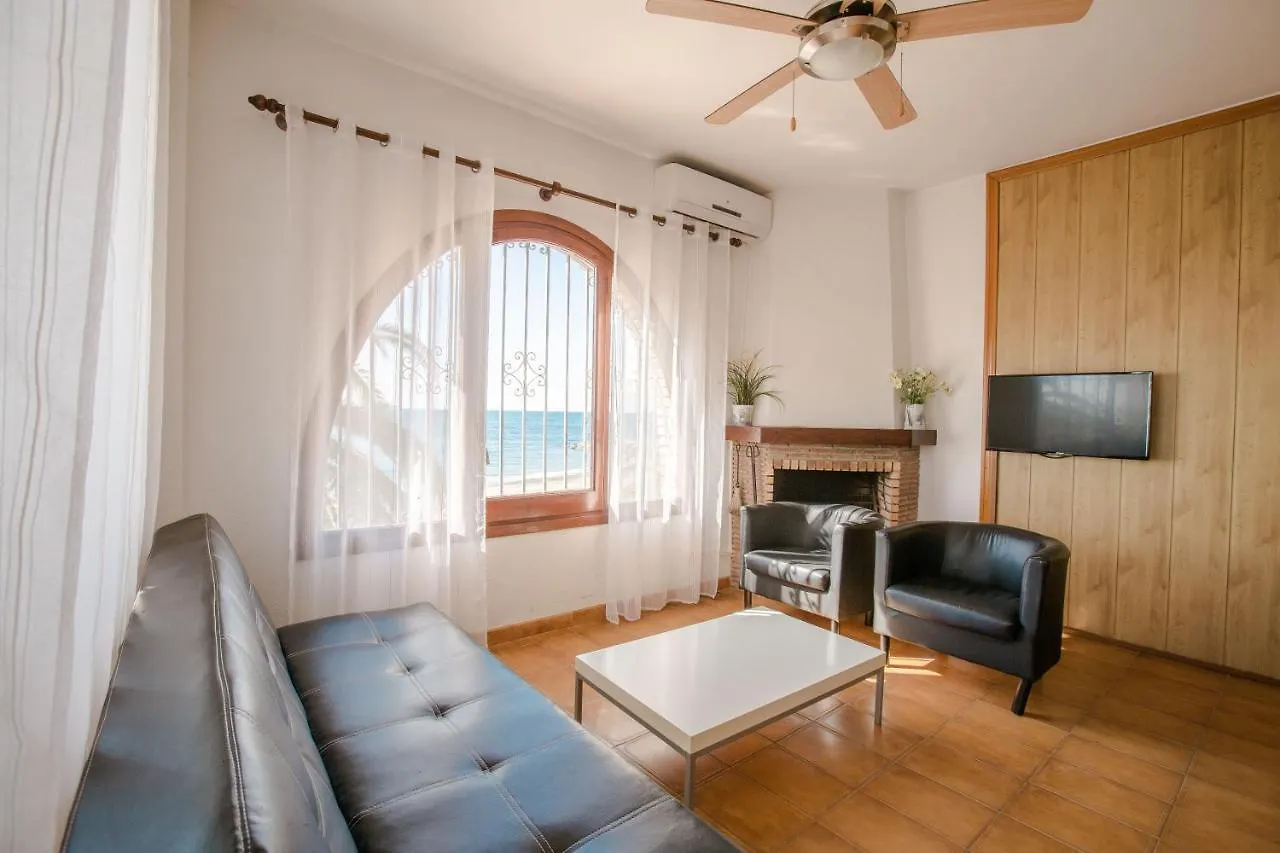 Apartamento Mistral Seafront Up. Vistas Al Mar Mont-Roig del Camp